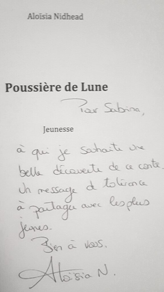 Conte de Aloïsia Nidhead : " Poussière De Lune "